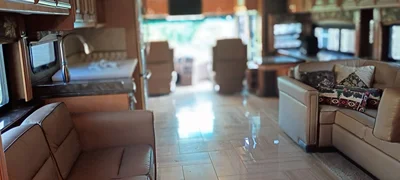 2018 THOR MOTOR COACH TUSCANY photo 5