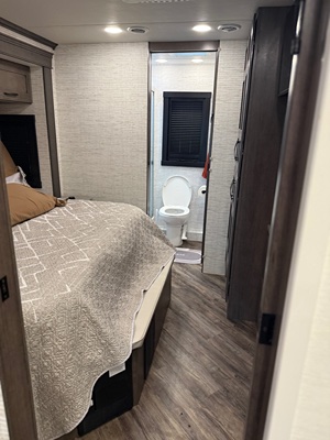 2025 ENTEGRA COACH ACCOLADE XL photo 32