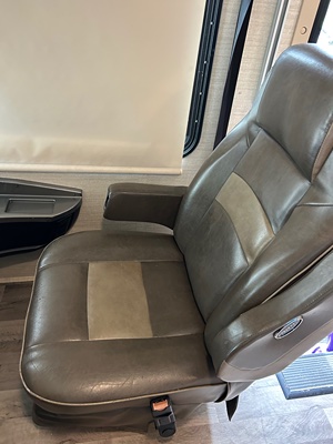 2019 JAYCO PRECEPT photo 10