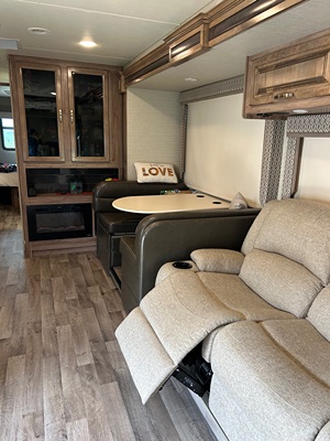 2019 JAYCO PRECEPT photo 8