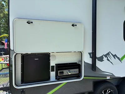 2025 LIV TRAVEL TRAILERS LIV photo 7