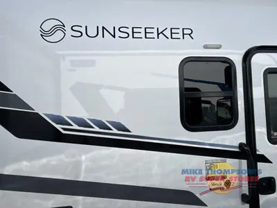 2026 Forest River RV Sunseeker LE photo 9