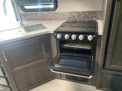 2020 JAYCO WHITE HAWK photo 9