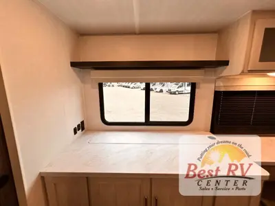 2027 Forest River R-POD photo 38