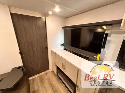 2027 Forest River R-POD photo 41
