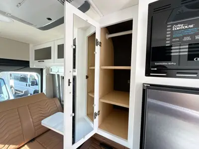 2027 Coachmen Beyond photo 28