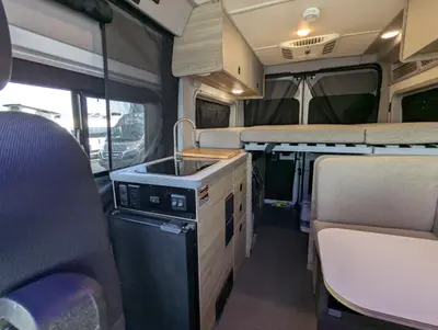 2024 Winnebago Solis Pocket photo 24