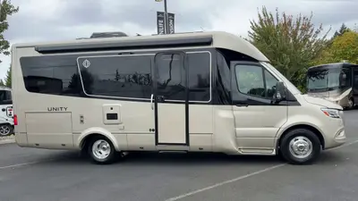 2023 Leisure Travel Unity photo 5