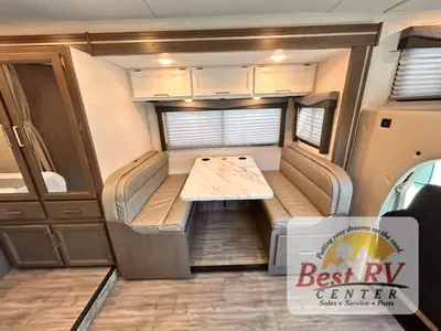 2024 Thor Motor Coach Four Winds photo 15