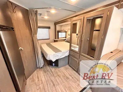 2024 Thor Motor Coach Four Winds photo 35
