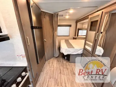 2024 Thor Motor Coach Four Winds photo 34