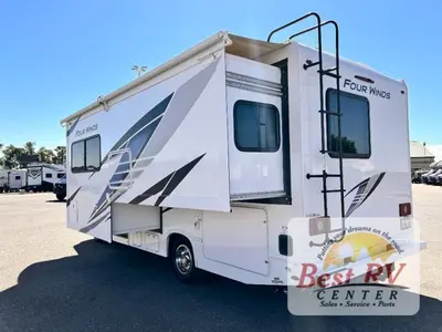 2024 Thor Motor Coach Four Winds photo 5