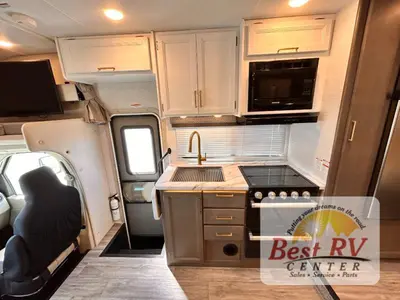 2024 Thor Motor Coach Four Winds photo 22
