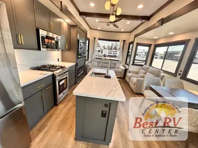 2027 Forest River Cedar Creek Cottage photo 12
