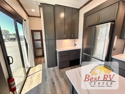 2027 Forest River Cedar Creek Cottage photo 46