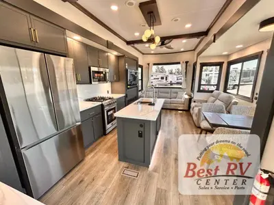 2027 Forest River Cedar Creek Cottage photo 9