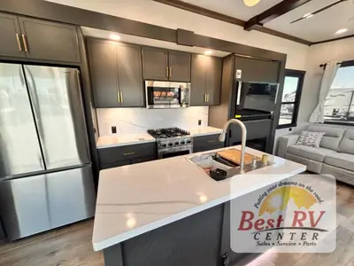 2027 Forest River Cedar Creek Cottage photo 27