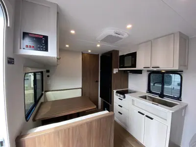 2027 Winnebago Access photo 12