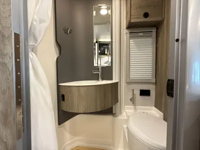 2027 Winnebago Ekko photo 41