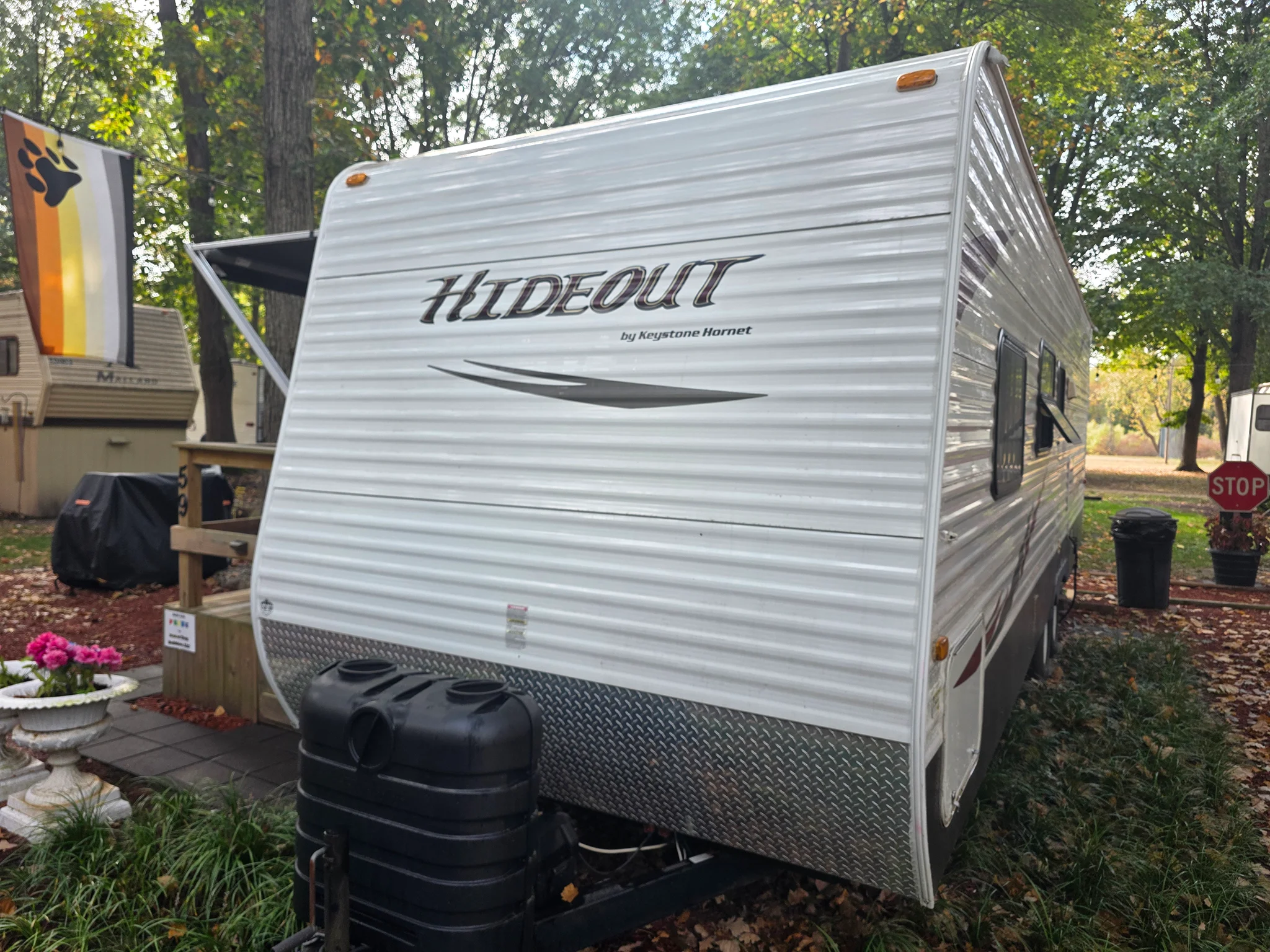 2012 KEYSTONE HORNET HIDEOUT exterior