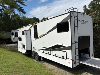 2022 ALLIANCE RV PARADIGM photo 3