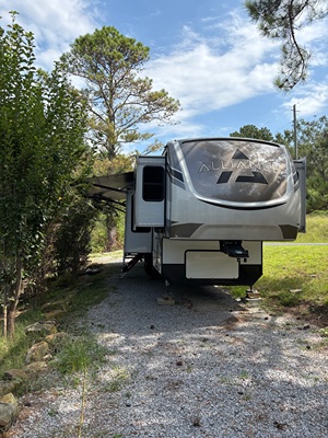 Used 2022 Alliance Rv Paradigm 385FL