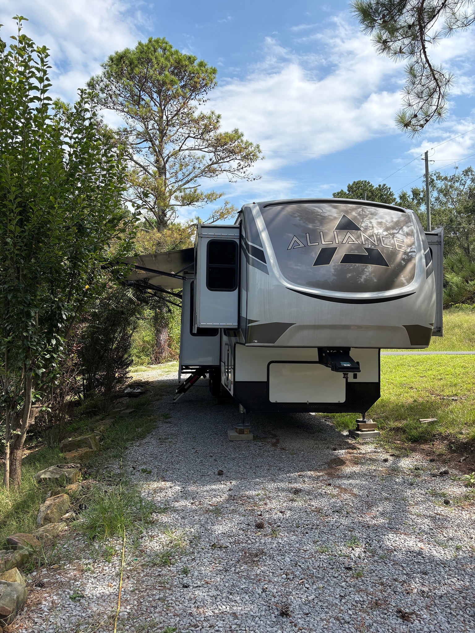 2022 ALLIANCE RV PARADIGM exterior