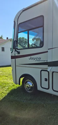 2014 JAYCO PRECEPT photo 2
