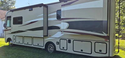 2014 JAYCO PRECEPT photo 3