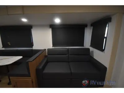 2026 Coachmen Apex Ultra-Lite photo 7