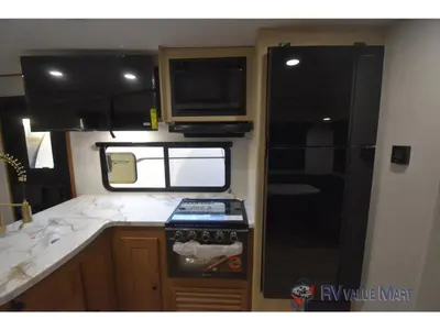 2026 Coachmen Apex Ultra-Lite photo 13