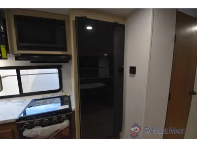 2026 Coachmen Apex Ultra-Lite photo 11