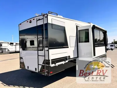 2026 Brinkley Model Z photo 3
