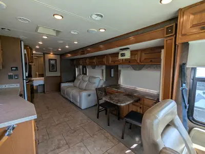2014 Tiffin Motorhomes Allegro photo 11