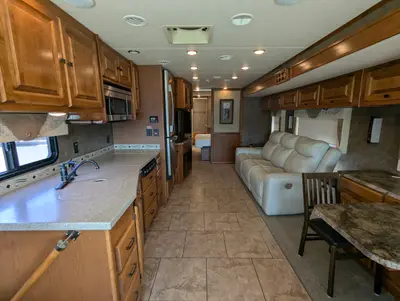2014 Tiffin Motorhomes Allegro photo 14