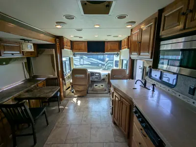 2014 Tiffin Motorhomes Allegro photo 43