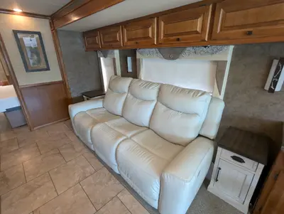 2014 Tiffin Motorhomes Allegro photo 20