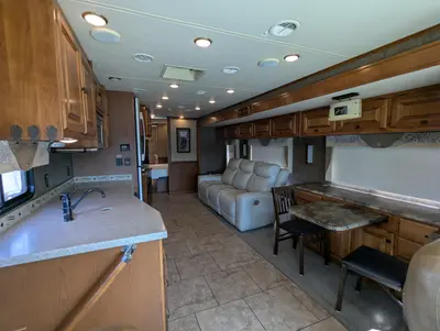 2014 Tiffin Motorhomes Allegro photo 12