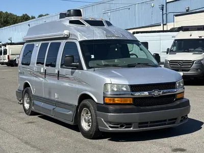2010 Roadtrek 170 Versatile photo 3