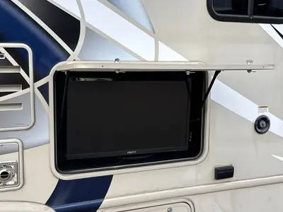 2018 Thor Motor Coach Four Winds photo 12