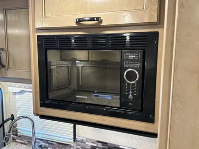 2018 Thor Motor Coach Four Winds photo 49