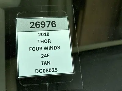 2018 Thor Motor Coach Four Winds photo 11