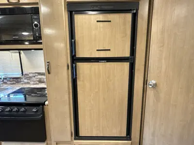 2018 Thor Motor Coach Four Winds photo 31