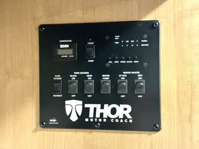 2018 Thor Motor Coach Four Winds photo 28