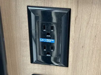 2018 Thor Motor Coach Four Winds photo 13