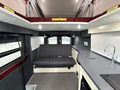2022 Pleasure Way Tofino photo 38