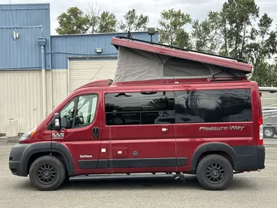 2022 Pleasure Way Tofino photo 6