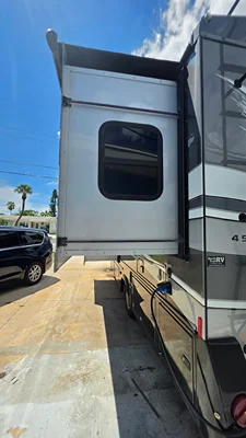 2018 DYNAMAX CORP ISATA 4 SERIES photo 27