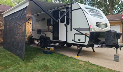 2021 WINNEBAGO MICRO MINNIE photo 8