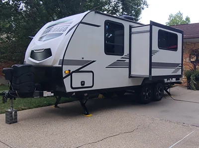 2021 WINNEBAGO MICRO MINNIE photo 5